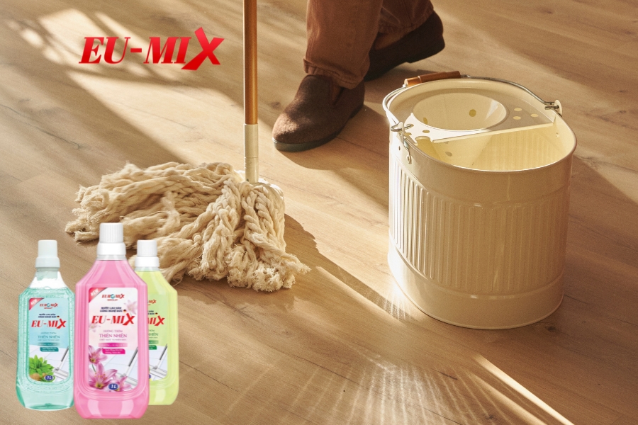 Kinh Nghiệm Chọn Mua Nước Lau Sàn Đuổi Côn Trùng Hiệu Quả