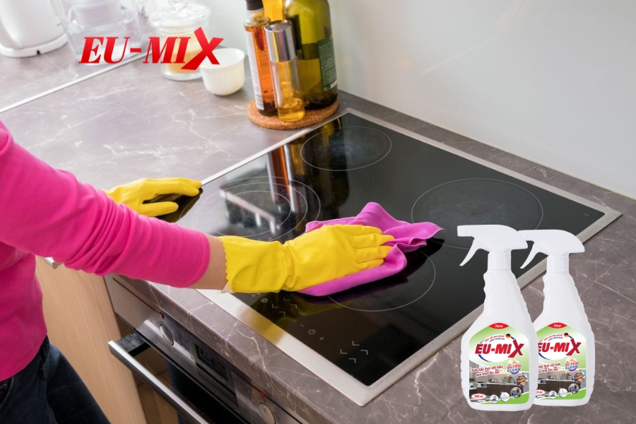 Những Nguy Hại Khi Dùng Sai Nước Lau Bếp