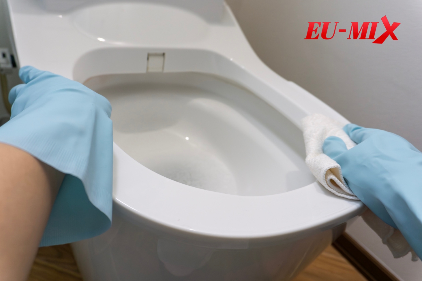 Cách Tẩy Bồn Cầu Trắng Tự Nhiên, An Toàn Cho Gia Đình Có Trẻ Nhỏ