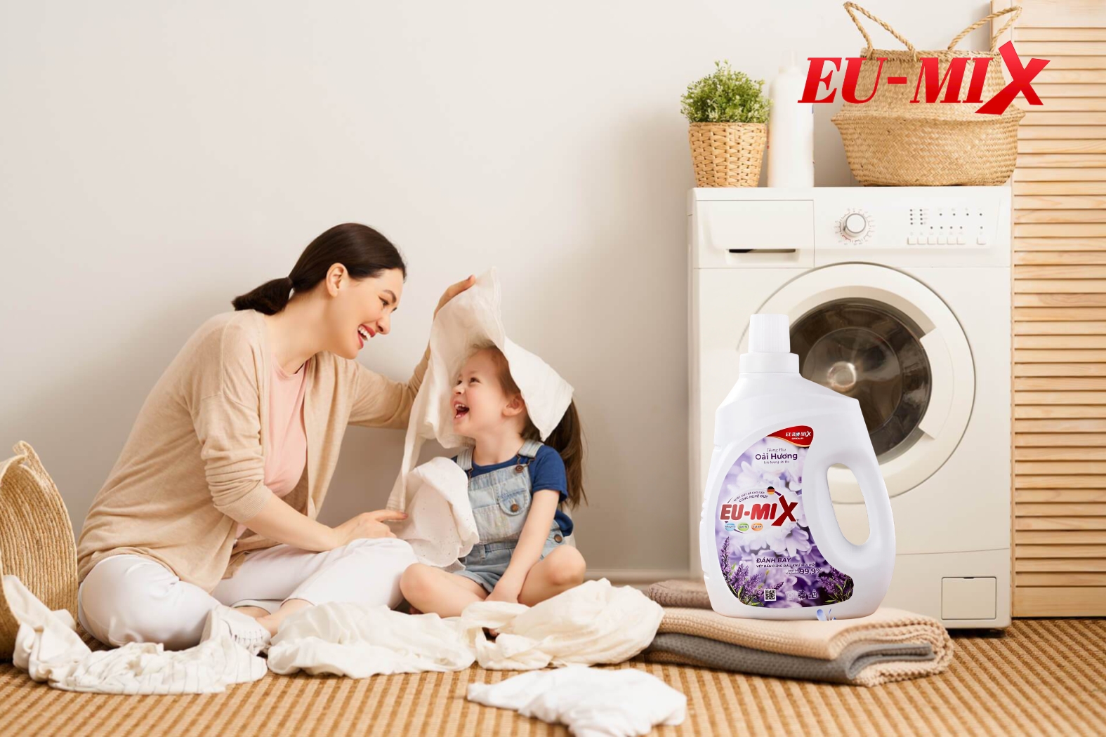 Mẹo Giữ Quần Áo Luôn Mềm Như Mới Với Nước Giặt Làm Mềm Vải