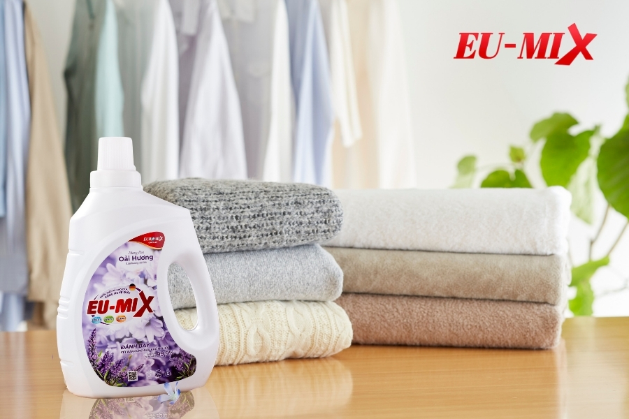 Sự Khác Biệt Giữa Nước Giặt Thường Và Nước Giặt Chống Mùi Hôi