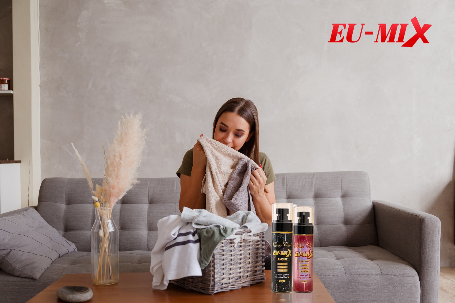 Hướng Dẫn Bảo Quản Xịt Thơm Quần Áo Đúng Cách